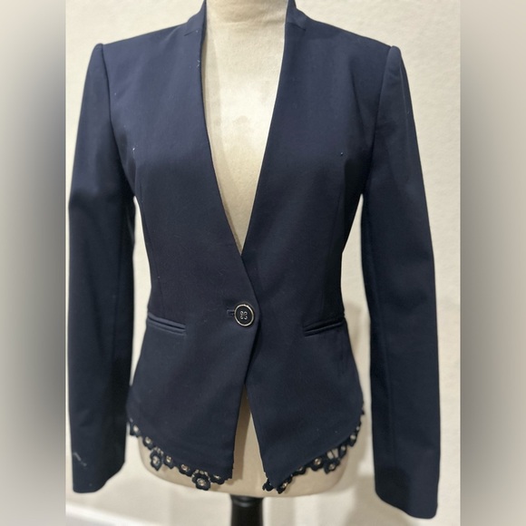 Tommy Hilfiger Jackets & Blazers - Tommy Hilfiger women’s blazer with embroidered layer size 4 NWOT